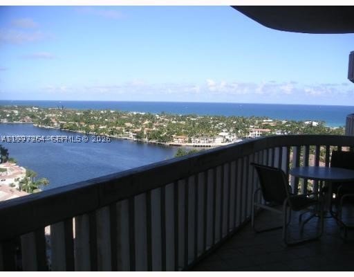 Apartment for rent at Turnberry Towers 16L