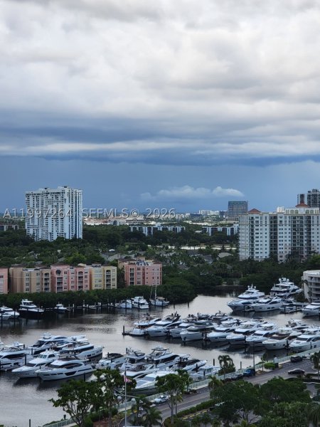 Apartment for rent at Turnberry Towers 16L