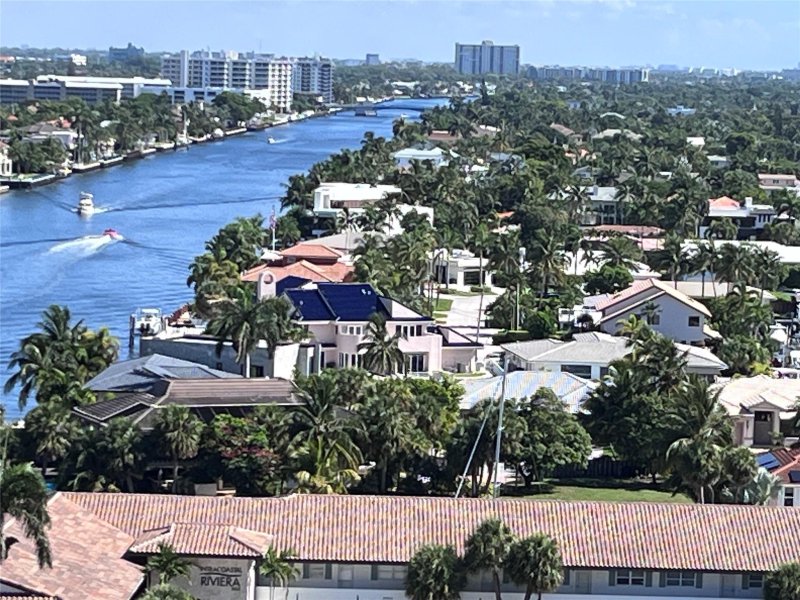 Condo for sale at Coral Ridge Towers North 709