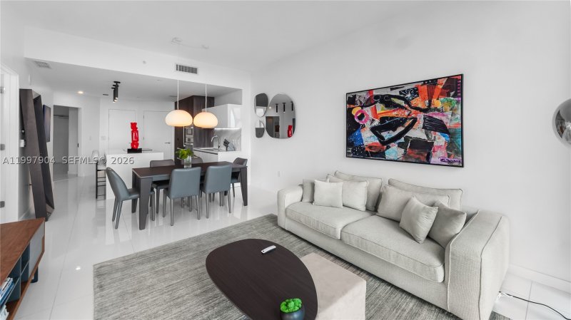 Alquiler de apartamento en Paramount Miami WorldCenter 1606