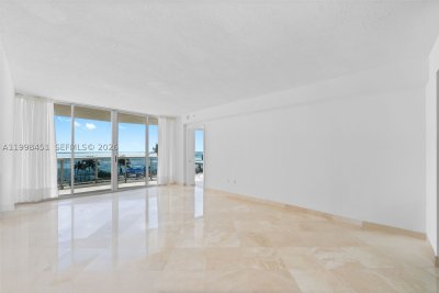 Comprar apartamento no The Pinnacle 406
