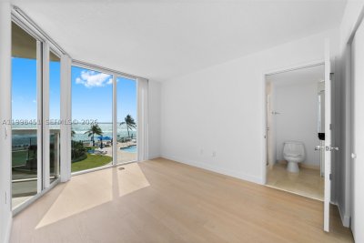 Comprar apartamento no The Pinnacle 406