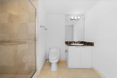 Comprar apartamento no The Pinnacle 406