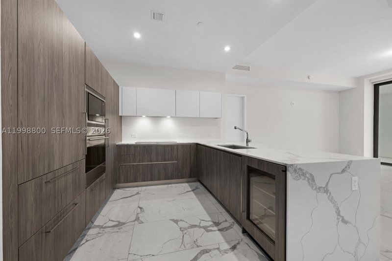 Condo for sale at Giralda Place 6E