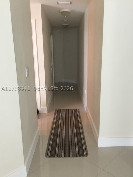 Condo for sale at Axis on Brickell South Tower 1406-S