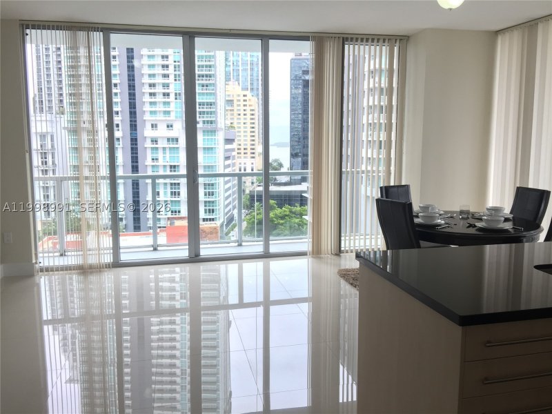 Condo for sale at Axis on Brickell South Tower 1406-S