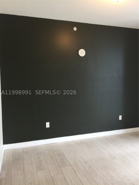 Condo for sale at Axis on Brickell South Tower 1406-S