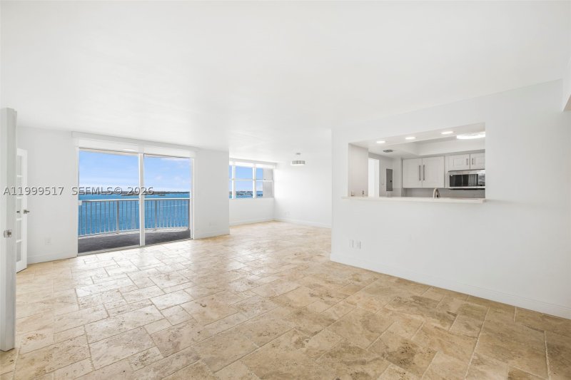 Apartment for rent at Bayshore Place 1401A