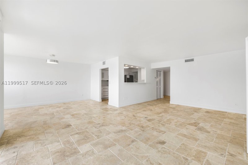 Apartment for rent at Bayshore Place 1401A