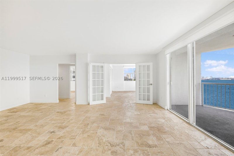Apartment for rent at Bayshore Place 1401A