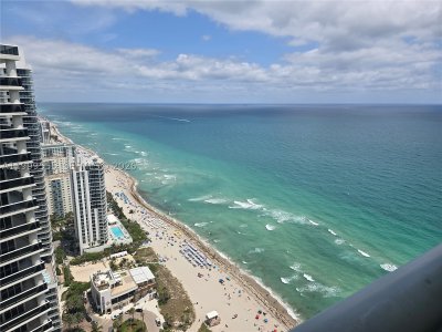 Beach Club Two Apt #4309