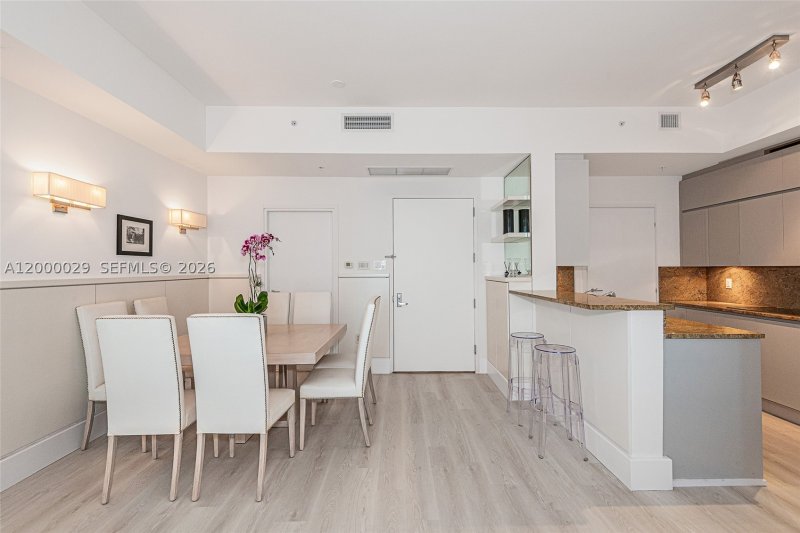 Apartment for rent at Continuum II North 1804