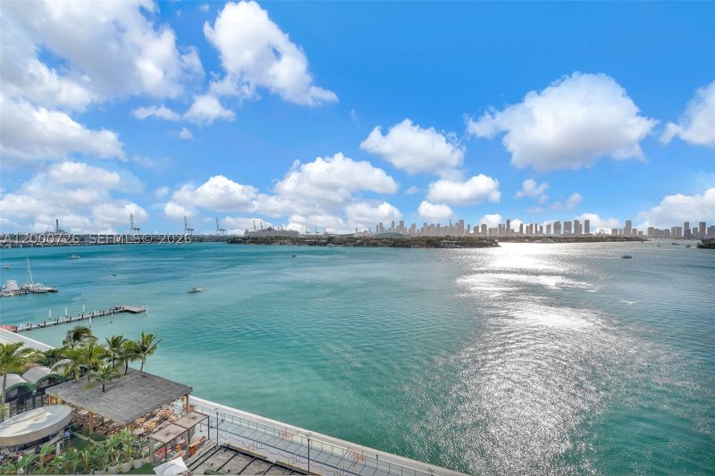 Condo for sale at 1100 West Condo (Mondrian located) 916