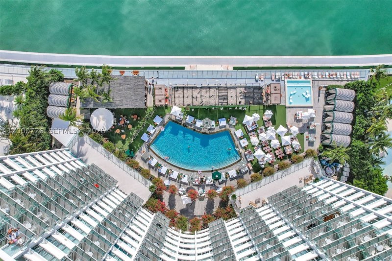 Condo for sale at 1100 West Condo (Mondrian located) 916