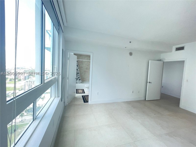 Condo for sale at Quantum 3311