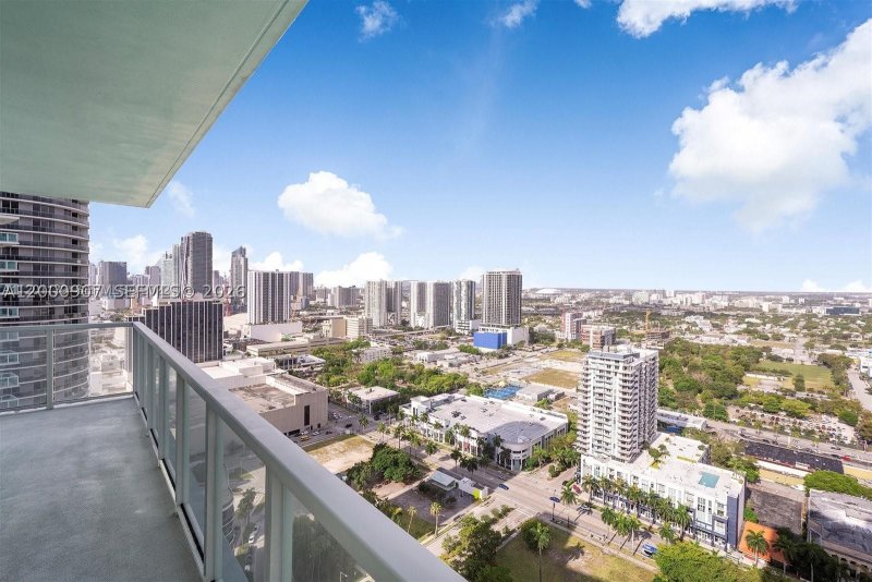 Condo for sale at Quantum 3311