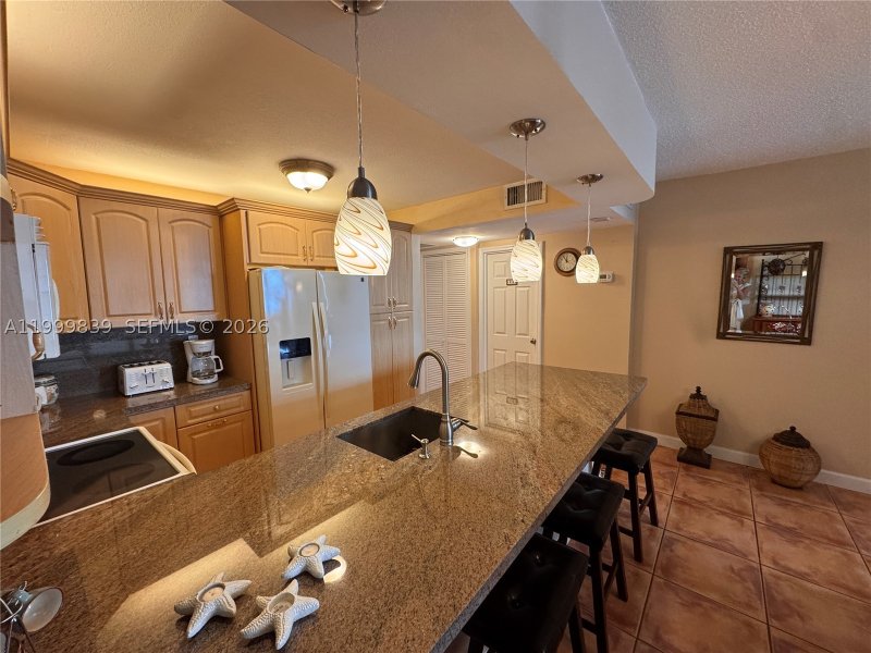 Apartment for rent at Sea Air Towers 421