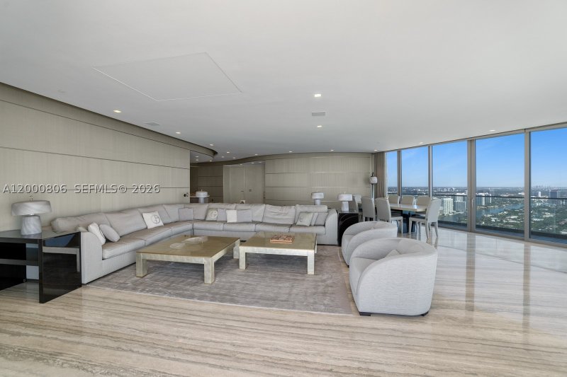 Condo for sale at Residences by Armani / Casa 4800