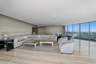 Comprar apartamento no Residences by Armani / Casa 4800