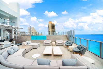 Comprar apartamento en Chateau Beach Residences PH3201