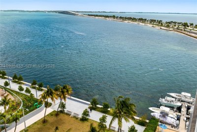 Brickell Biscayne Apt #12B