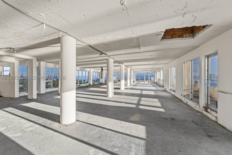 Comprar apartamento en Bayshore Yacht Tennis Club PENTHOUSE