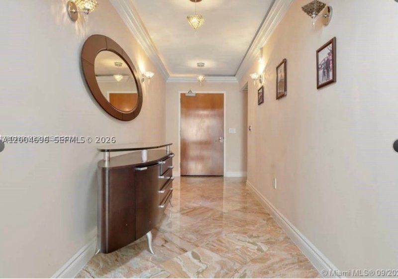 Apartment for rent at Oceania 5 1551