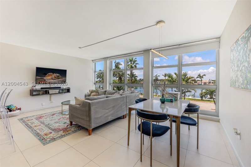 Apartment for rent at Crystal House 3K