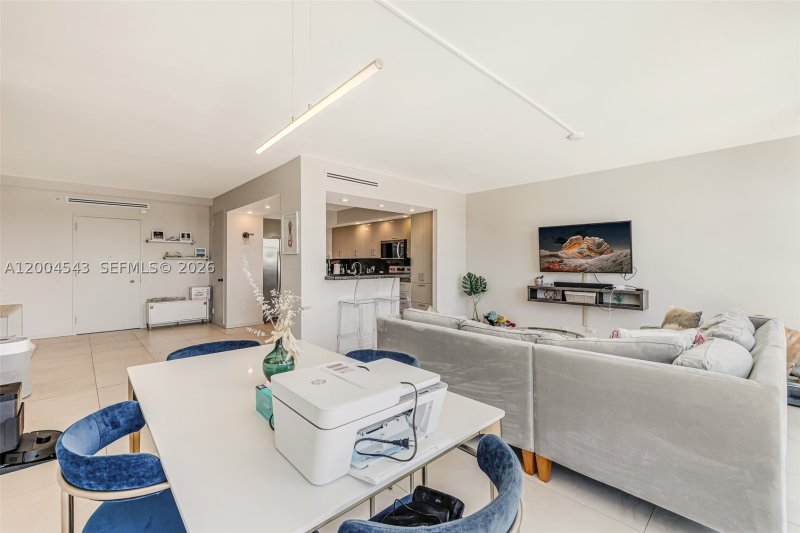 Apartment for rent at Crystal House 3K