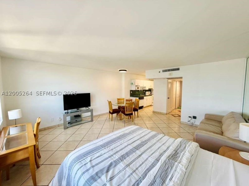 Apartment for rent at Oceania 1 731