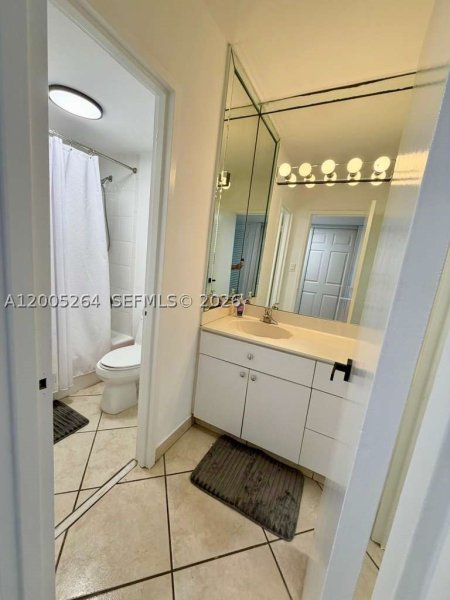 Apartment for rent at Oceania 1 731