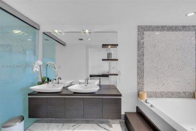 Comprar apartamento no Epic Miami 3407