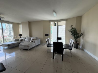 Latitude On The River Apt #1511