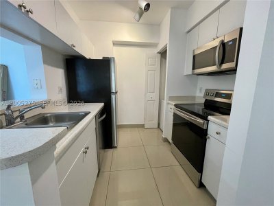 Alquiler de apartamento en Porto Bellagio 1517