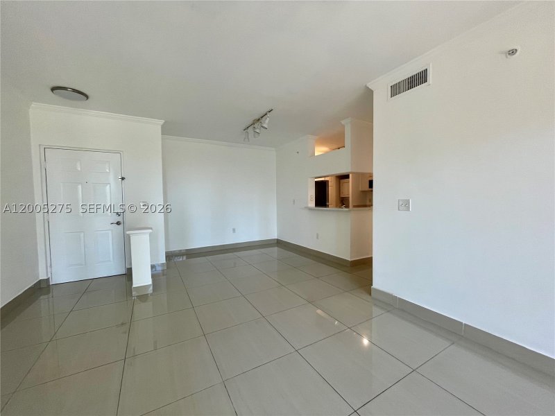 Alquiler de apartamento en Porto Bellagio 1517