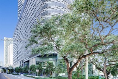 Brickell Flatiron Apt #PH5106