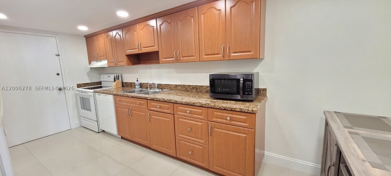Comprar apartamento en Del Prado South Tower 402
