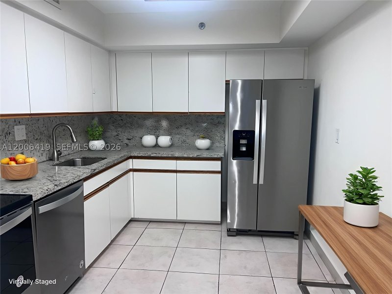 Apartment for rent at Mystic Pointe 300 511