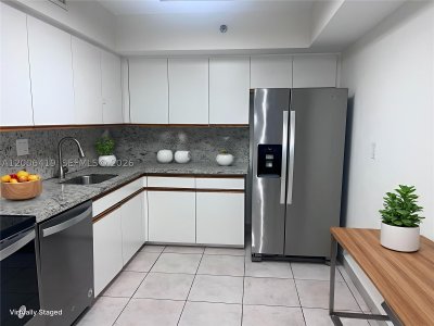 Alquiler de apartamento en Mystic Pointe 300 511