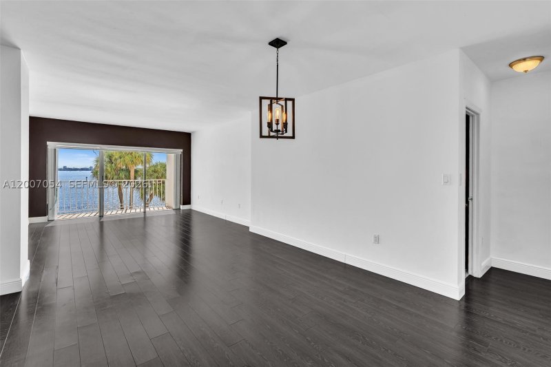 Apartment for rent at Arlen House 228