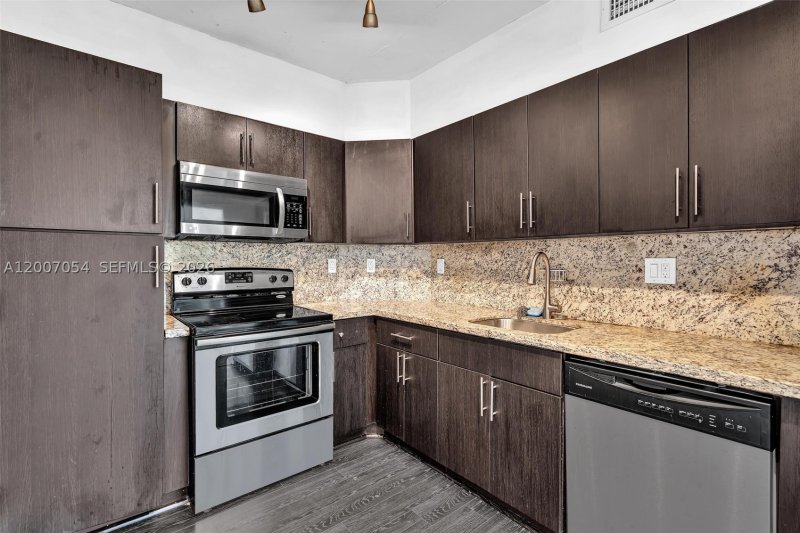 Apartment for rent at Arlen House 228
