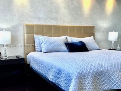 Aluguel de apartamento no La Mer Estates 1707