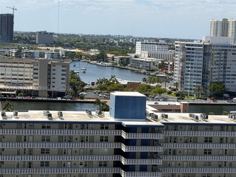 Apartment for rent at La Mer Estates 1707