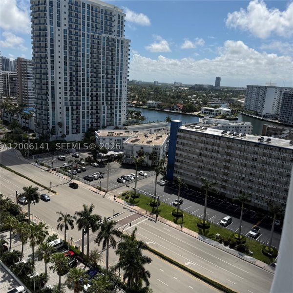 Apartment for rent at La Mer Estates 1707