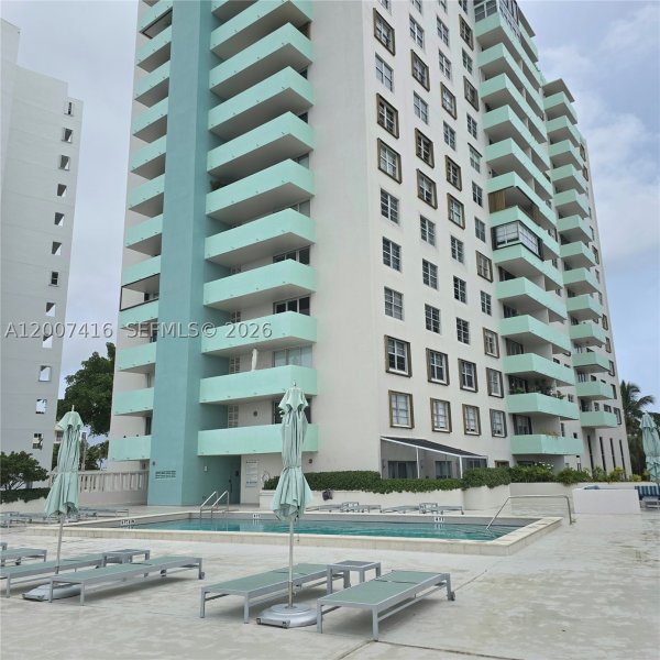 Condo for sale at Island Terrace 5A