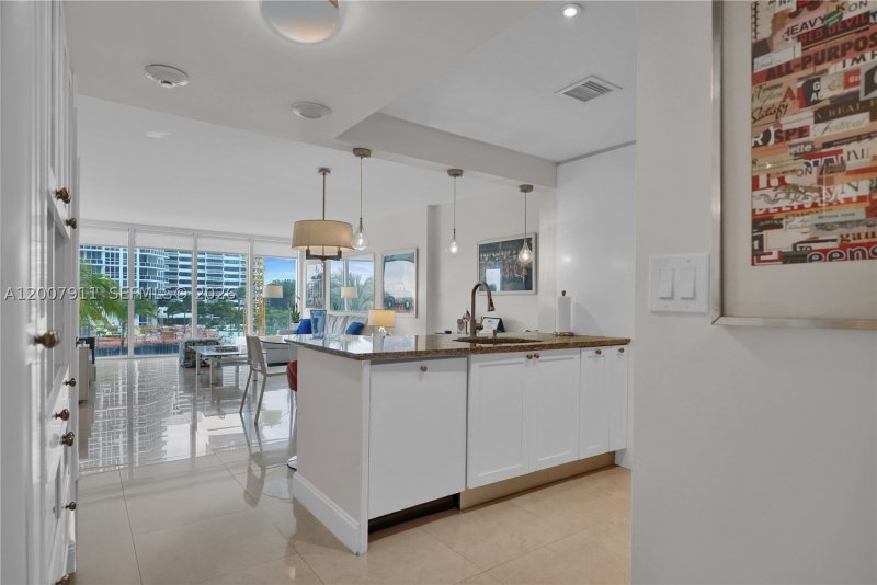 Comprar apartamento en Harbour House 315