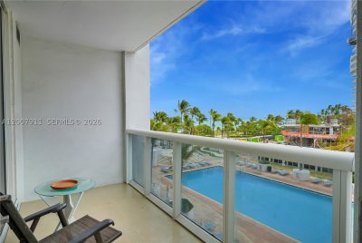 Harbour House Apt #315