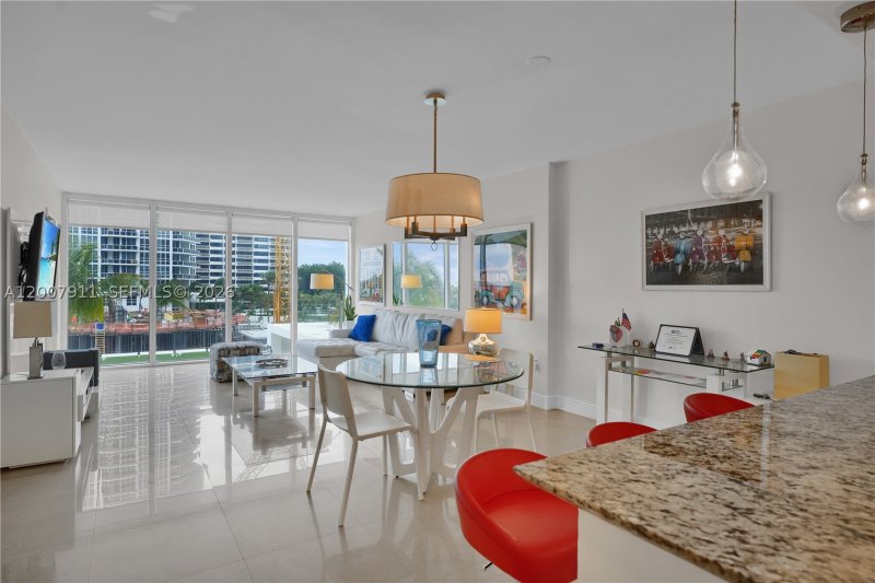 Comprar apartamento en Harbour House 315