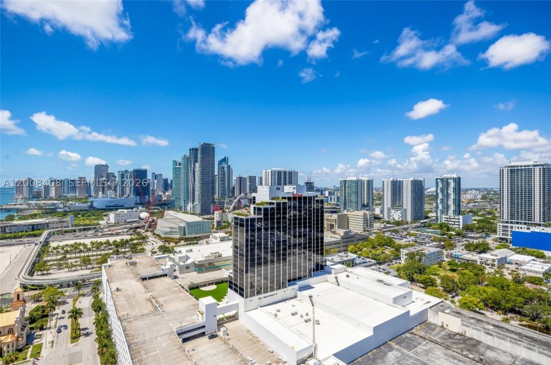 Aluguel de apartamento no Opera Tower 3308