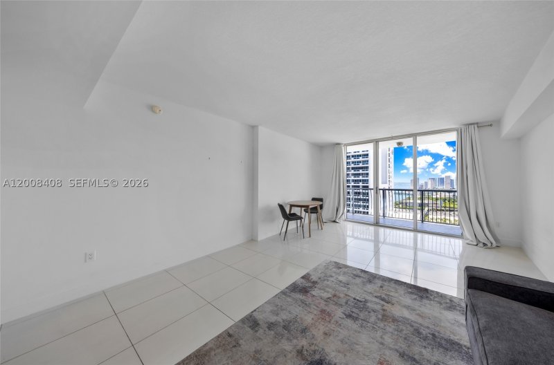 Aluguel de apartamento no Opera Tower 3308